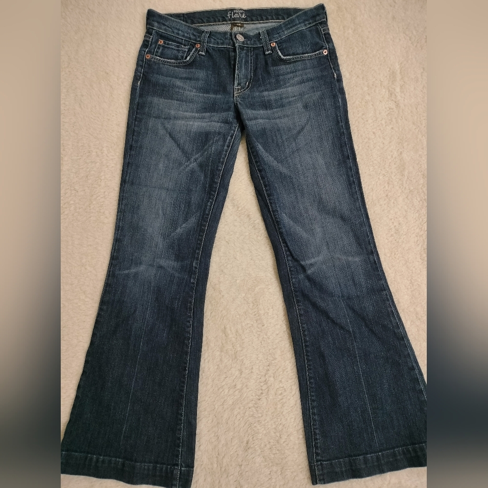 Fossil Medium Rinse Faded Flare Jean Size 27 Short